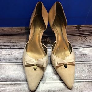 Ann Taylor Taupe Suede Bow Heels Size 8M